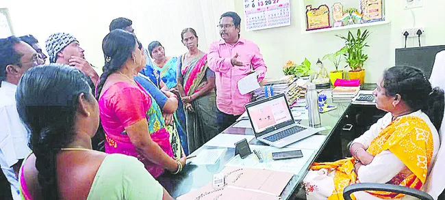 టిడ్కో ఇళ్లకు ప్రైవేట్‌ ఫైనాన్స్‌ వద్దు