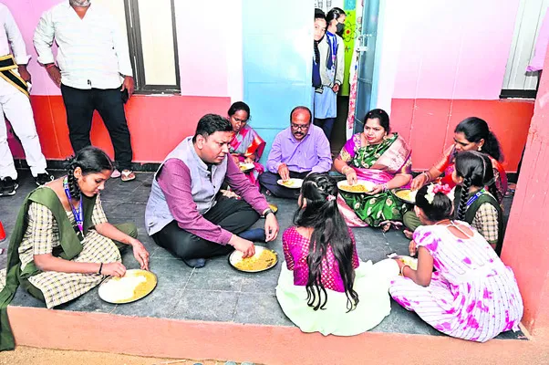 దేశ నిర్మాణంలో విద్యార్థుల పాత్ర కీలకం 