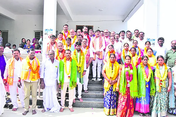 జీపీల అభివృద్ధికి సహకారం 