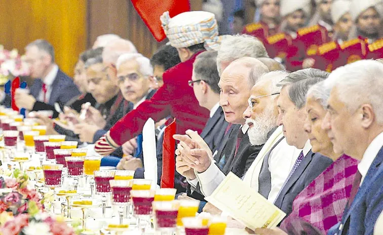 మురుకులు,ములక్కాయ చారుతో మొదలై..