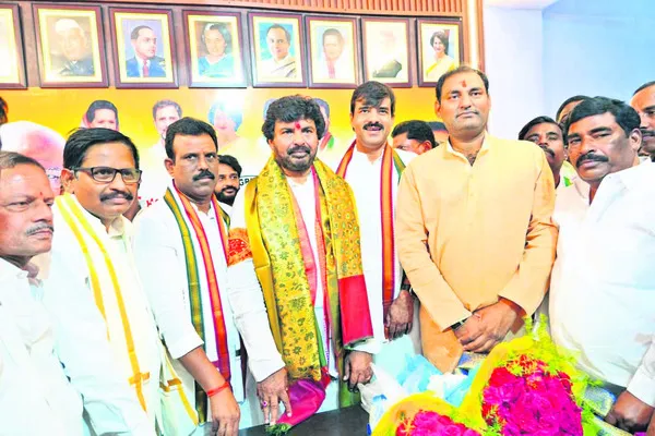 బూత్‌స్థాయి నుంచి బలోపేతం చేయాలి 