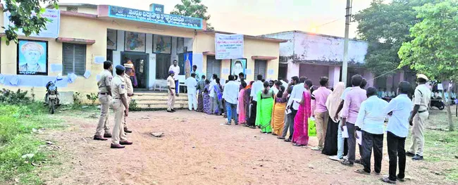 ముగిసిన నామినేషన్ల పర్వం 