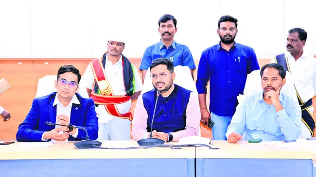 ఎన్నికలు పారదర్శకంగా నిర్వహించాలి