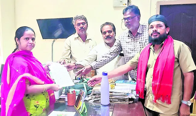 టూవీలర్‌ ర్యాపిడో వ్యవస్థను రద్దు చేయండి