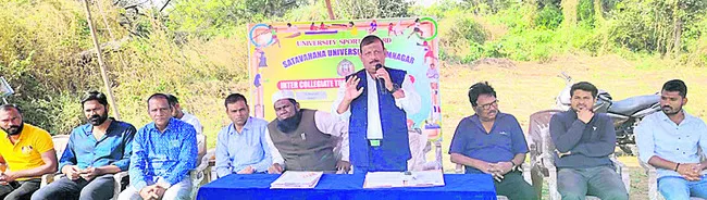 క్రీడల్లో వర్సిటీ పేరు నిలపాలి