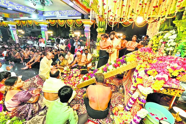 స్వామియే శరణం అయ్యప్ప