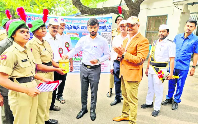 సైనికుల త్యాగాలు వెలకట్టలేనివి 