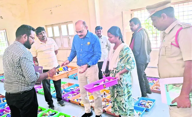 సమస్యాత్మక పల్లెలపై పక్కా నిఘా