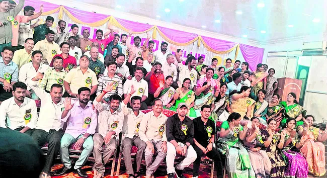 అ‘పూర్వ’ కలయిక