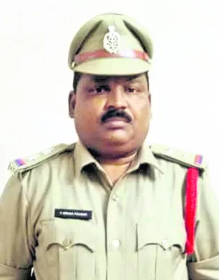 నేలపైనే బాక్సింగ్‌
