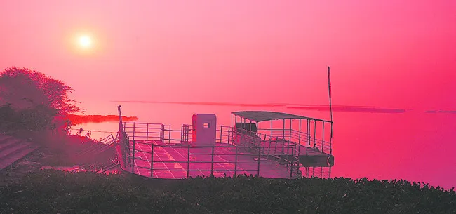 అరుణోదయం.. ప్రకృతి సోయగం