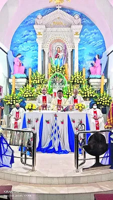 కొండగుడికి పండగొచ్చింది..!