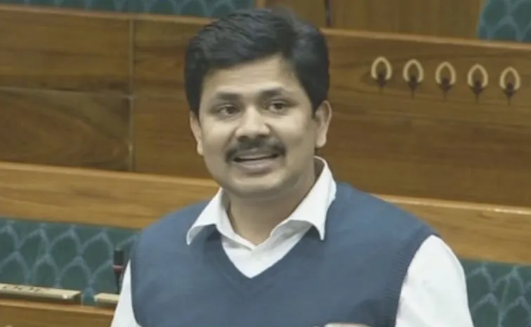 వందేమాతరం స్ఫూర్తిని కాలరాసేలా ఏపీలో పాలన: ఎంపీ గురుమూర్తి