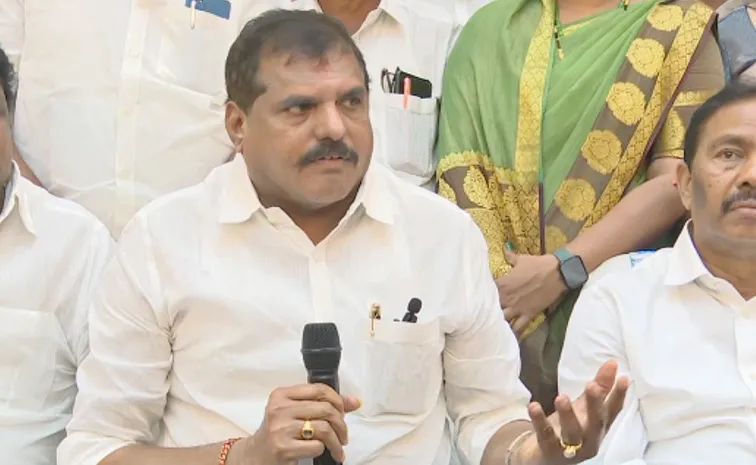 18 నెలల్లో ఏపీలో ఏ ఒక్క రంగంలో అభివృద్ధి లేదు: బొత్స