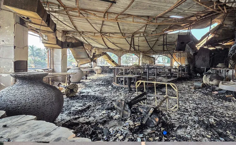 first Goa trip 4 of Delhi family die in nightclub fire