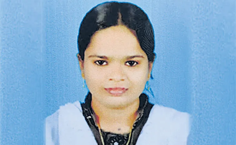 కులం కాటుకు ఎంటెక్‌ విద్యార్థిని బలి