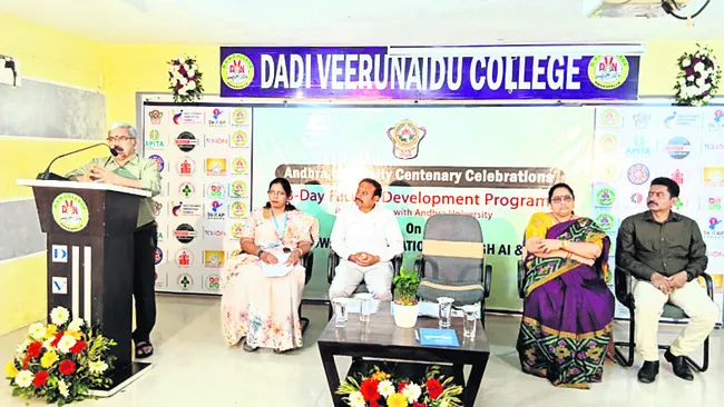 నైపుణ్యాలు పెంచుకోవడంతో ఉన్నత శిఖరాలు 