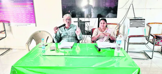 ఎన్నికల వ్యయ వివరాలు సమర్పించాలి