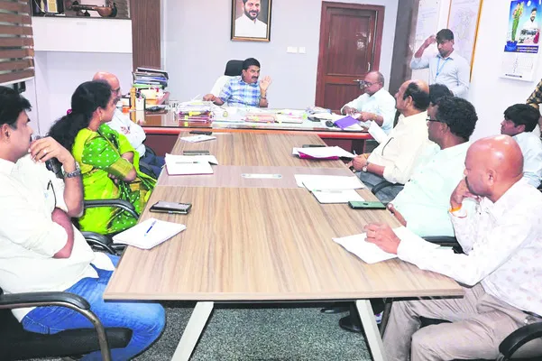 గ్లోబల్‌ సమ్మిట్‌ను సందర్శించేలా చూడండి