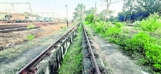 పిట్‌లైన్‌పై పట్టింపేది ?