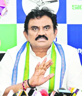 ఎమ్మెల్యే కార్యాలయం నుంచే మెప్మా అవినీతి 