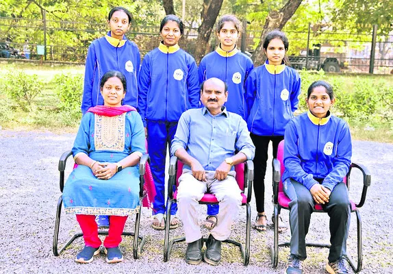 ఇంటర్‌వర్సిటీ టోర్నమెంట్‌కు కేయూ జట్టు