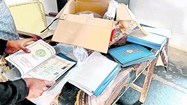 సమస్యలకు వెంటనే పరిష్కారం 