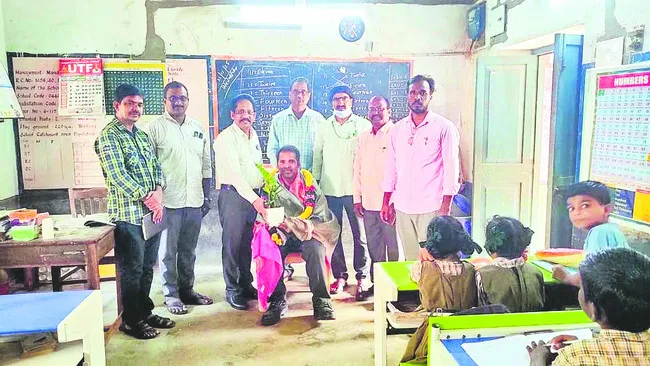 అలుపెరగని బోధకునికి అభినందన 