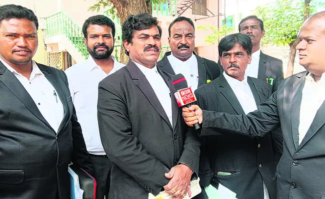 ‘లా నేస్తం’ అమలు చేయాలి 