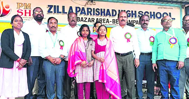 విద్యార్థులు సృజనాత్మకత పెంచుకోవాలి