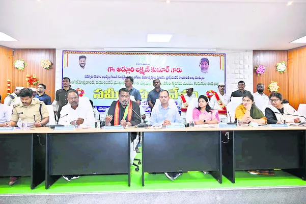 సంక్షేమం, విద్యపై ప్రత్యేక శ్రద్ధ