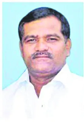 గ్రామాలకు  బస్సులు నడపండి 
