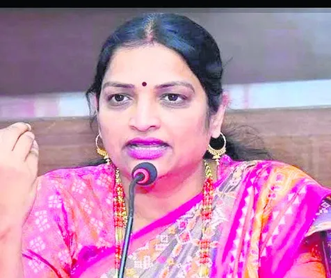 మంత్రి సవిత అండతోనే.. 