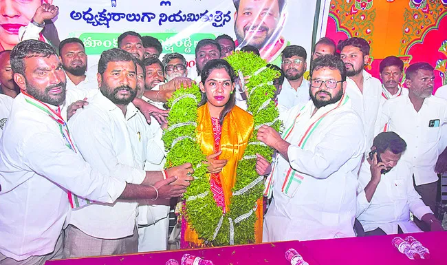 విభేదాలు వీడుదాం.. సమష్టిగా సాగుదాం