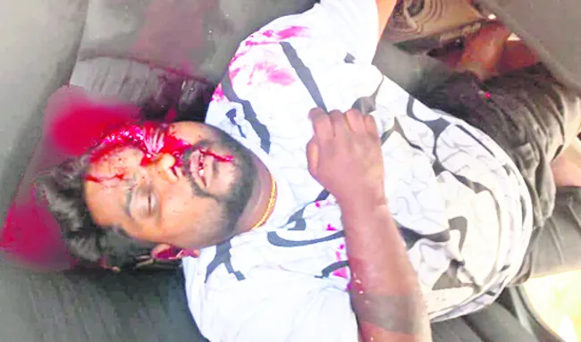 డీజే ప్రోగ్రాంలో పాల్గొని తిరిగొస్తూ.. మృత్యుఒడికి