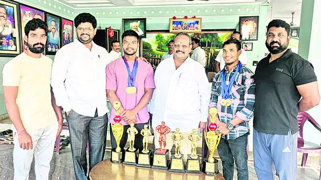 సౌత్‌ ఇండియా బాడీబిల్డింగ్‌ పోటీల్లో జైత్రయాత్ర