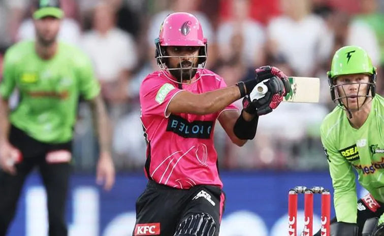 Babar Azam registers his second fifty of the BBL, marking the milestone on New Year’s Day against the Melbourne Renegades