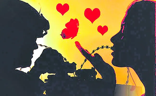 రెండేళ్లుగా ‘హానీట్రాప్‌’ దందా..!?