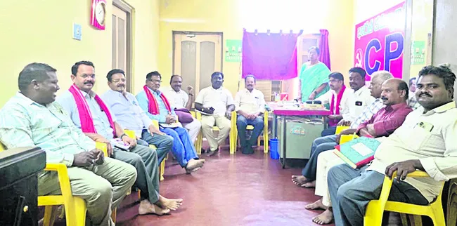 పీపీపీ ఉత్తర్వులను భోగి మంటల్లో తగులబెట్టండి