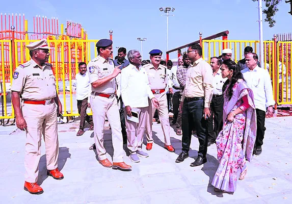 మంత్రుల పర్యటనకు ఏర్పాట్లు 