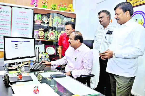 వైవీయూలో ఫ్యాకల్టీ మేనేజ్‌మెంట్‌ సిస్టం ప్రారంభం 