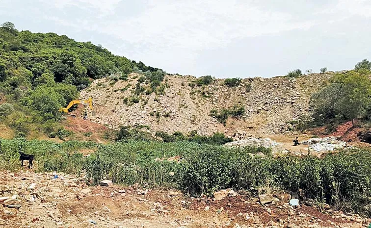 విశాఖలో మరో ప్రభుత్వ భూమి ప్రైవేటుపరం