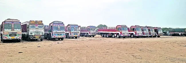 లారీ అసోసియేషన్‌లో ‘పచ్చ’ పెత్తనం