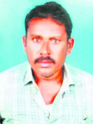 చెరువులో పడి కూలీ మృతి