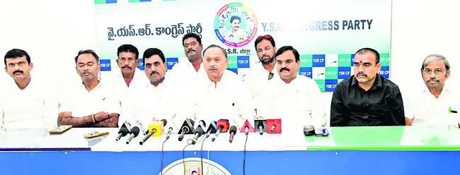 చంద్రబాబు సీమ ద్రోహి 