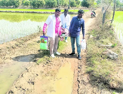 పుష్కరకాలంగా ఇదే ‘దారి’ద్య్రం