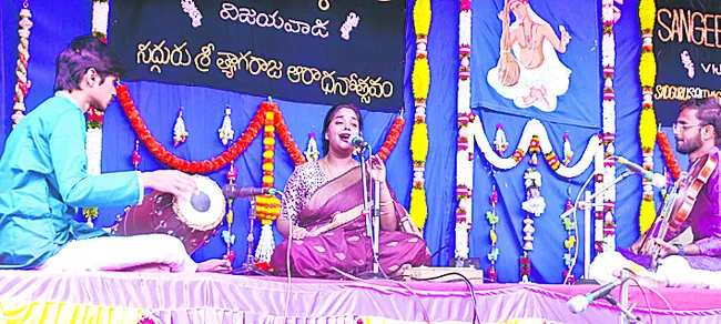 సమ్మోహనం.. స్వరరాగ సమ్మేళనం 