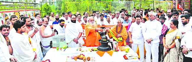 రాష్ట్రంలో హిందూ ధర్మాన్ని రక్షించాలి 