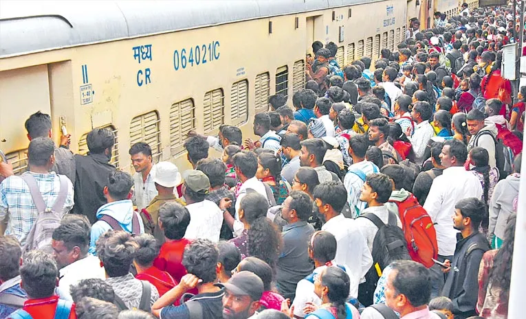 festival season travel patnam buses trains