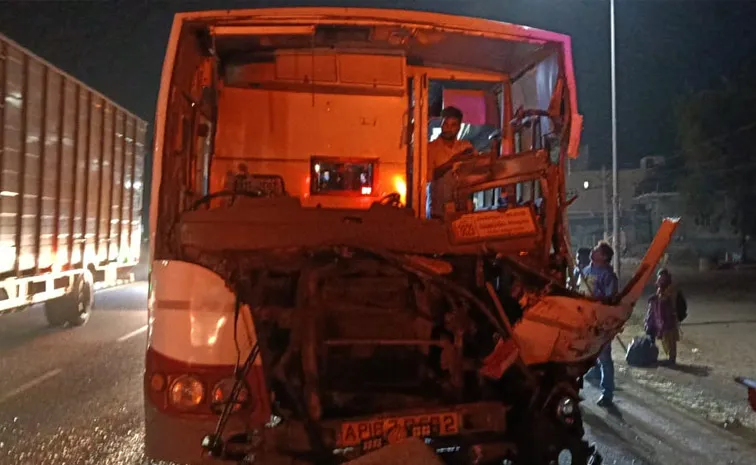 Road Accident In Nalgonda District